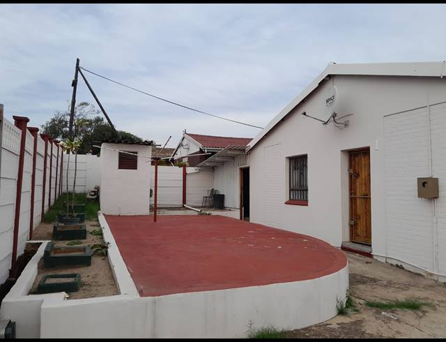 2 BEDROOM HOUSE FOR SALE IN AUSTERVILLE